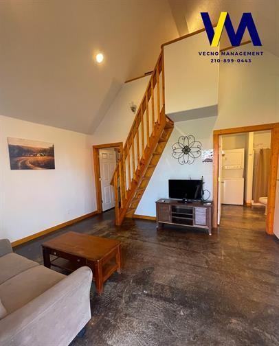 Eagle Ford Lodge - Photo 3 of 28