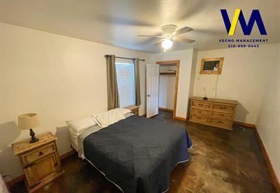 Eagle Ford Lodge - Photo 6 of 28