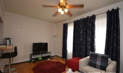 Altgeld - Photo 2 of 10