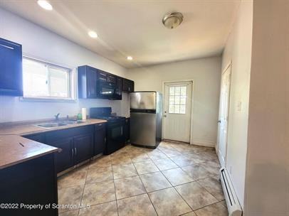 212 Ash Street - Photo 3 of 12