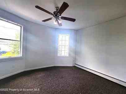 212 Ash Street - Photo 7 of 12