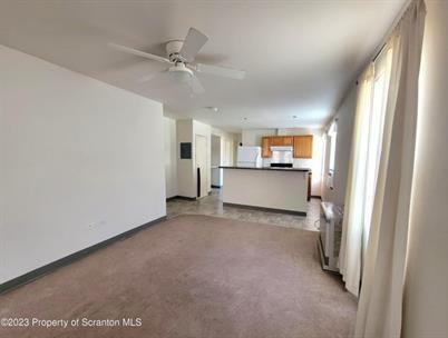 327 Plymouth Avenue - Photo 7 of 11