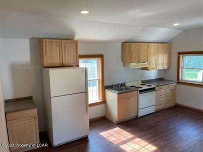 32 Ransom Street - Photo 3 of 10