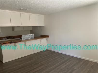 11906 1st Avenue - Photo 2 of 4