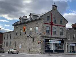 featured image of 98 Mill St