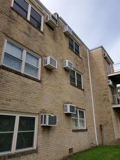 East Washington St - Photo 4 of 5