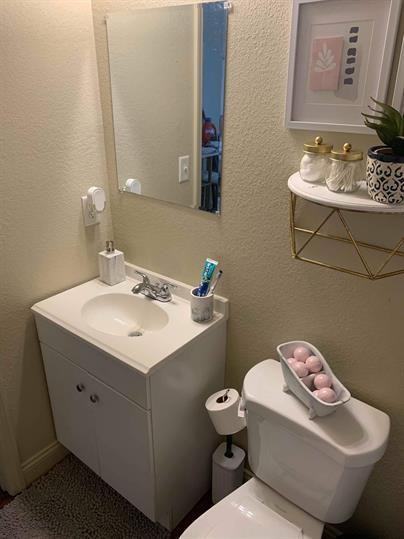 817 East Boulevard Northeast (NEW) - Photo 4 of 13