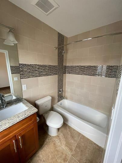 603-605-609-611 NE 28TH ST - Photo 4 of 8