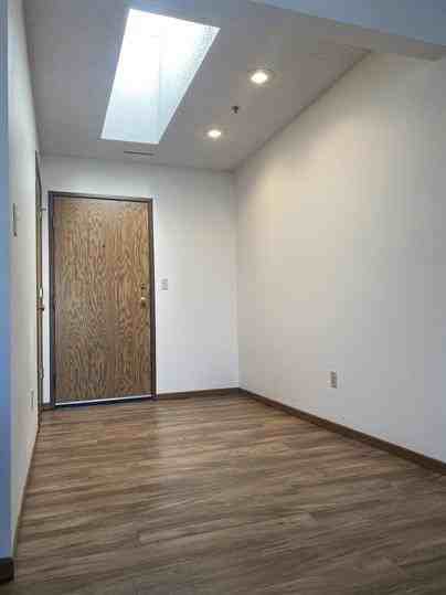 Riverview Square-Residential - Photo 5 of 12