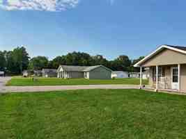 featured image of 225 E Court Dr