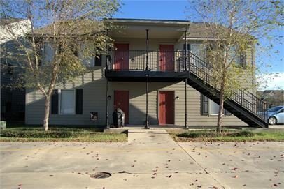 Guidry Row Apartments - Photo 2 of 8