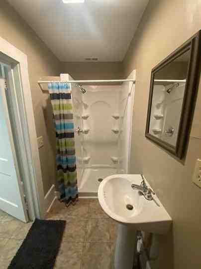 121 West Main Street - Photo 4 of 12