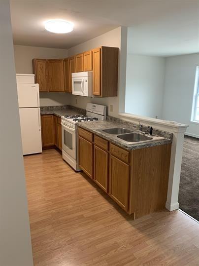 Wellington Gardens - Photo 2 of 41