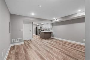 featured image of 1935 W Berks St