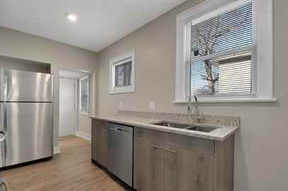 827 Lilley Avenue, Columbus, OH 43205 - Photo 4 of 9