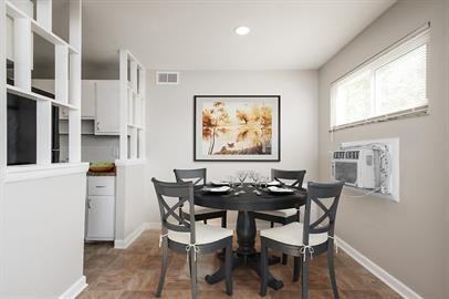 Seabrook Apartments - Photo 2 of 8