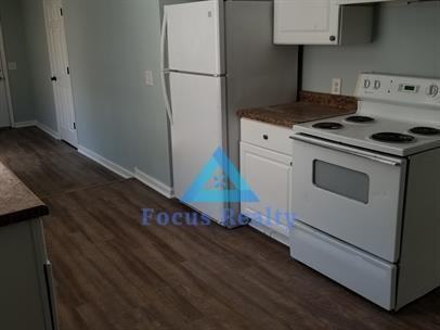 132 1/2 Lake Street - Photo 2 of 15