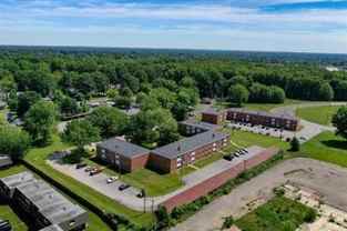 St Andrews Manor Apartments LLC - Photo 1 of 1