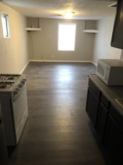 1801 1/2 N C Street - Photo 2 of 6