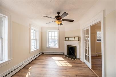 277 Grand Street - Photo 4 of 10