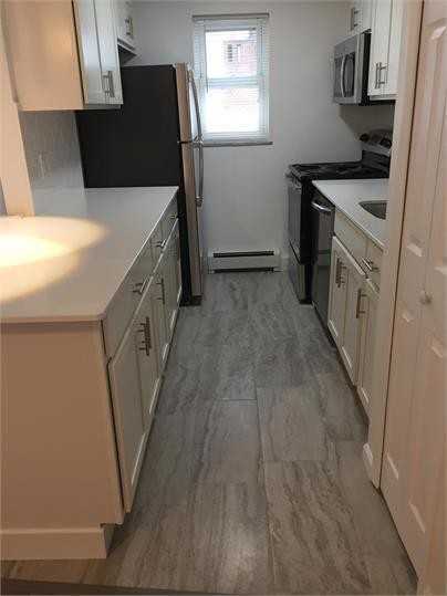 Mark Twain Apartments - Photo 4 of 17