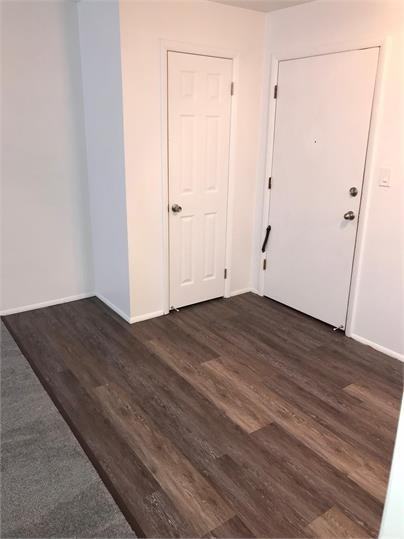 Skyview Manor - Photo 3 of 17