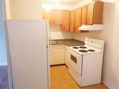 Sandwich Apartment #3173 - Photo 4 of 20