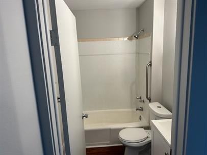 806 Steel St - Photo 2 of 14