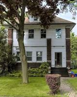 featured image of 1395 Victoria Avenue