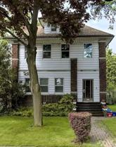 1395 Victoria Avenue - Photo 1 of 1