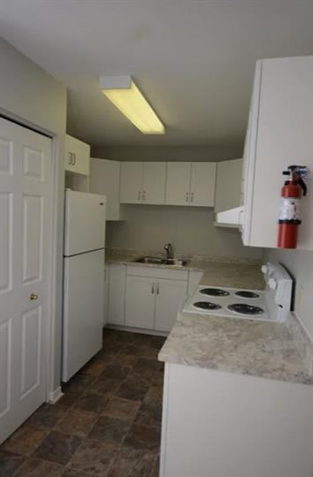 331 Pine Hill Road - Photo 2 of 9