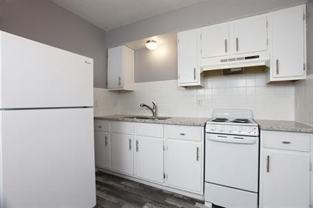 2727 N Amidon - Photo 1 of 1