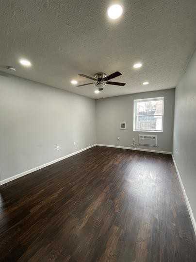 512 Church Street - Photo 6 of 44