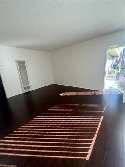 839 East 87th Place - Photo 5 of 10