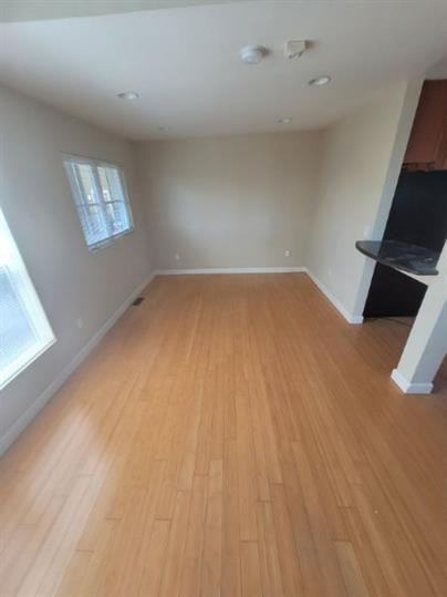 520 Henry Street - Photo 5 of 10