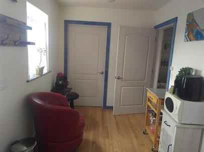 321 East North Street - Photo 2 of 16