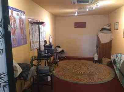 321 East North Street - Photo 4 of 16