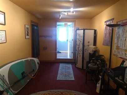 321 East North Street - Photo 5 of 16