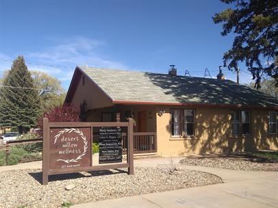 321 East North Street - Photo 7 of 16