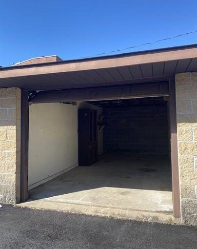 353 Broad Street - Photo 2 of 9