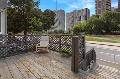 467 Slater Street - Photo 4 of 50