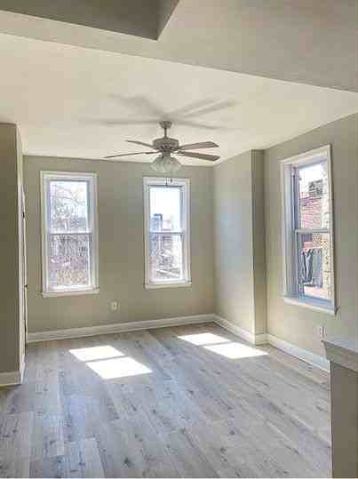 2721 West Lehigh Avenue - Photo 5 of 11