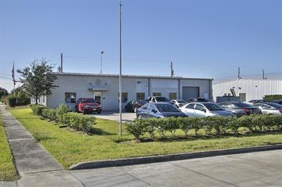 381 Columbia Memorial Parkway - Photo 5 of 10