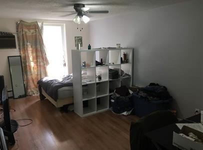 84 King Edward Avenue - Photo 4 of 6