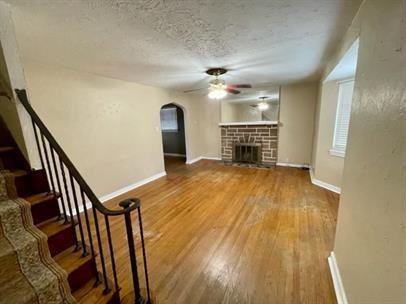 119-121 Owendale Avenue - Photo 2 of 8