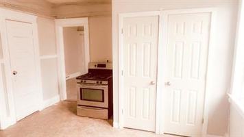 featured image of 832 N Main St