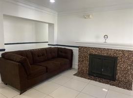 featured image of 3331 Tulip St