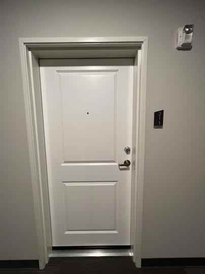 T2401-211 - Photo 2 of 18