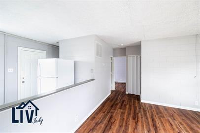 1254-1256 West 23rd Street - Photo 6 of 11