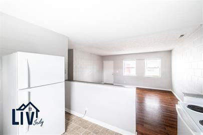 1254-1256 West 23rd Street - Photo 7 of 11